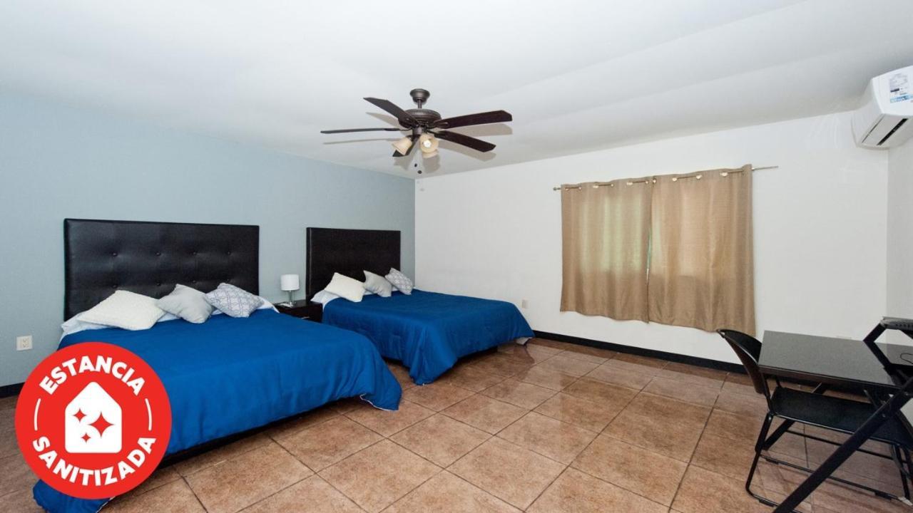 Econosuites Monterrey Buitenkant foto