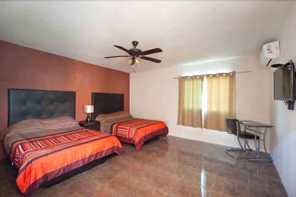 Econosuites Monterrey Buitenkant foto